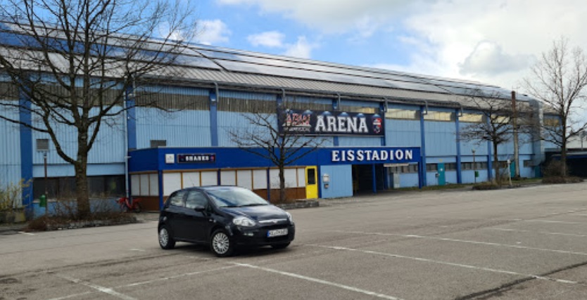 Eisstadion